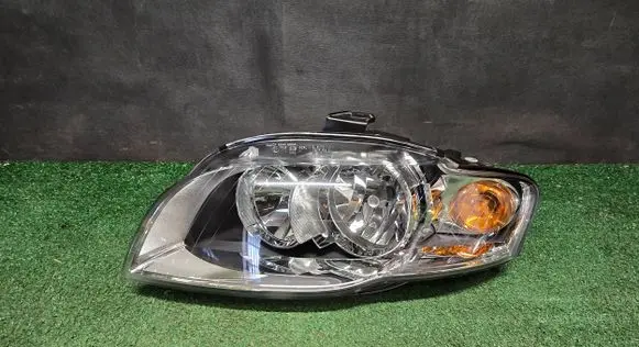 Audi A4 S4 B7 8E 8H Headlight/headlamp 8E0941003AJ 0301219201