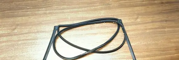 Nissan X-Trail T31 Rubber seal rear door 