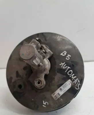 Volkswagen PASSAT B5 Master brake cylinder 8D0612105G 134H