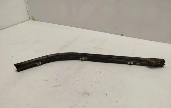 Opel Combo D Sliding door middle rail 95514776 100940