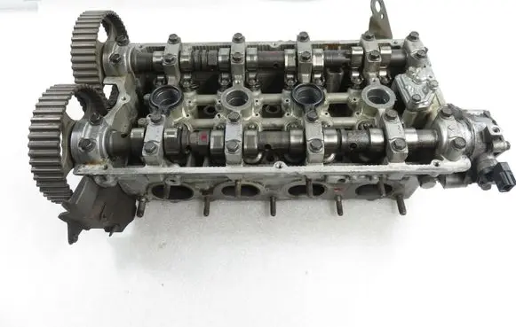 Mitsubishi Outlander Engine head 