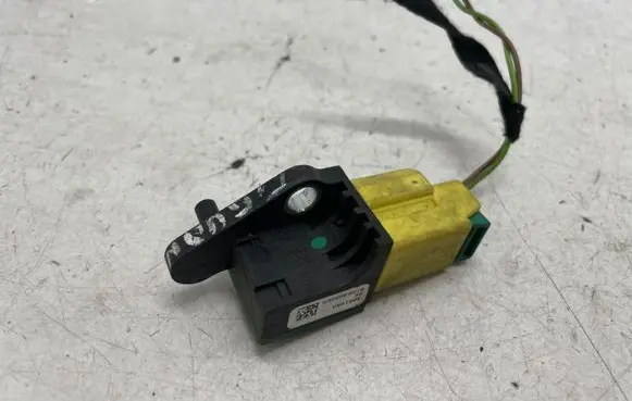 Volkswagen PASSAT B7 Airbag deployment crash/impact sensor 5N0959351