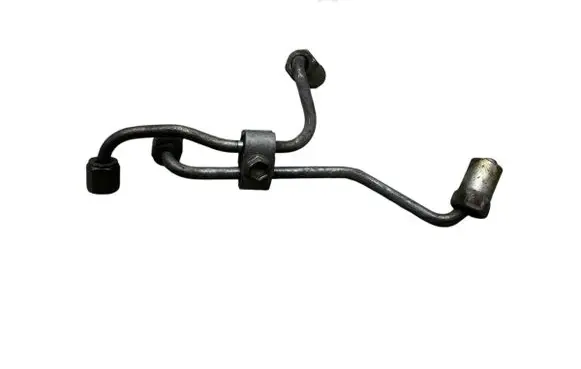 Fuel injector supply line/pipe