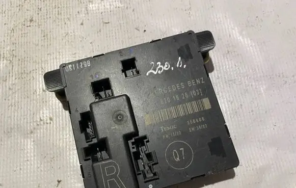 Mercedes-Benz E W211 Door control unit/module a2118201626 2118201626