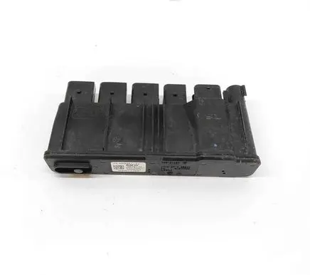 BMW 8 G14 Current control relay 8638551