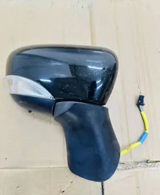 Renault Captur Front door electric wing mirror 