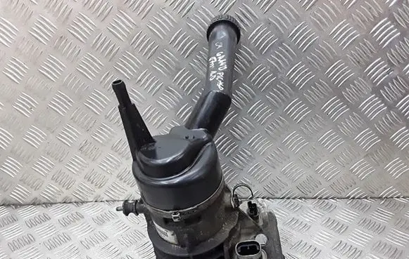 Citroen C4 Grand Picasso Power steering pump 9684040180