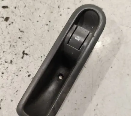 Renault Scenic II - Grand scenic II Electric window control switch 156013870