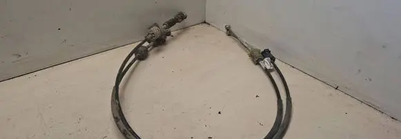 Gear shift cable linkage