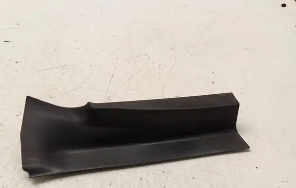 BMW X3 F25 Rear/tail light trim molding 7263603