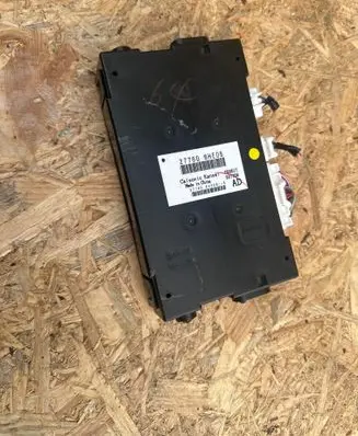 Infiniti Q50 Air conditioner control unit module 277606HE0B 069617