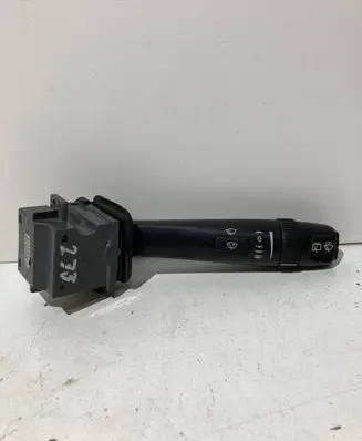 Volvo V70 Wiper control stalk 30768101