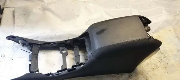 Mercedes-Benz R W251 Armrest A2516801255