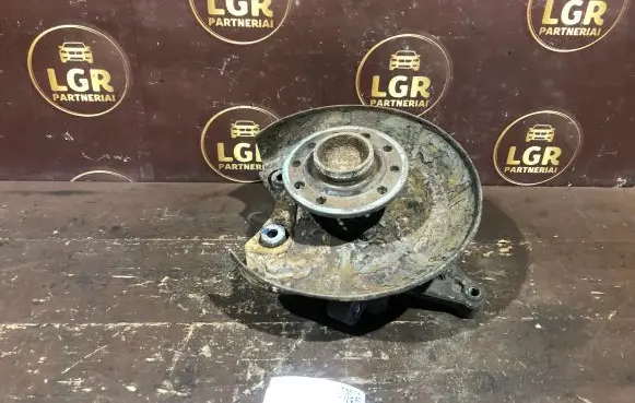 Opel Vectra C Rear wheel hub spindle/knuckle 