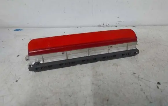 Ford Ka Third/center stoplight