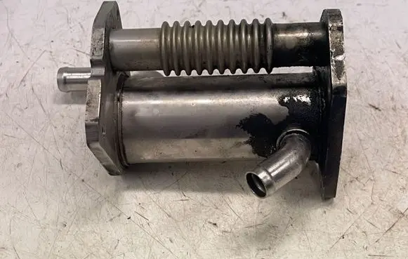 Renault Megane III EGR valve cooler 147355713R 061011B