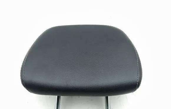 Citroen C-Crosser Rear seat headrest