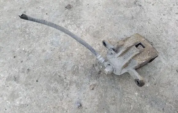 KIA Magentis Rear brake caliper