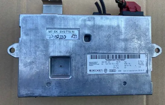Audi Q7 4L Gateway control module 4E0035729