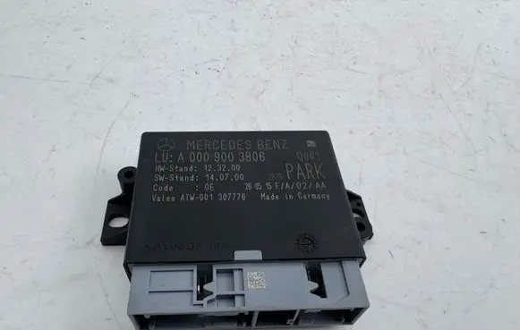 Mercedes-Benz E W213 Parking PDC control unit/module A0009003806