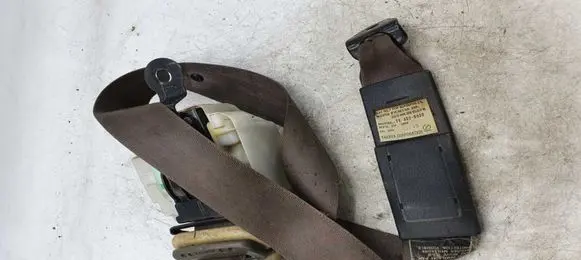 Mitsubishi Pajero Sport I Front seatbelt NOCODE