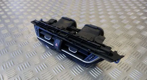Toyota C-HR I Dash center air vent grill 55670F4020