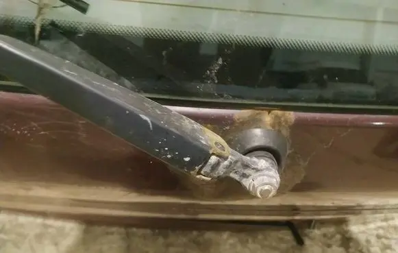Nissan Almera Tino Rear window wiper motor 