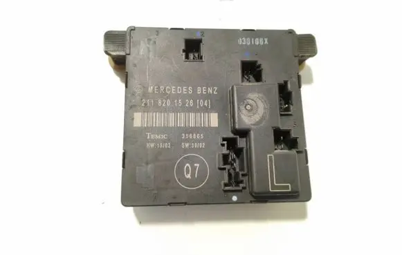 Mercedes-Benz E W211 Door control unit/module 2118201526 356805