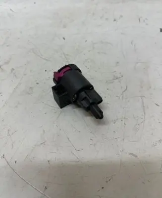 Audi A5 Sportback 8TA Brake pedal sensor switch 4F0945459B