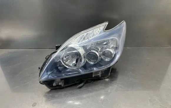 Toyota Prius (XW30) Headlight/headlamp 8596747010 3550079290