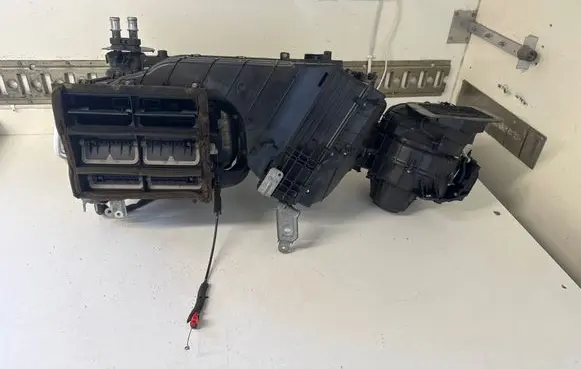 Volkswagen Transporter - Caravelle T5 Interior heater climate box assembly 7H1819005AA 52495301 AA000375