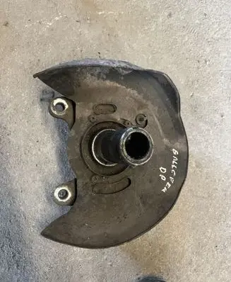 Hyundai Galloper Front wheel hub spindle knuckle
