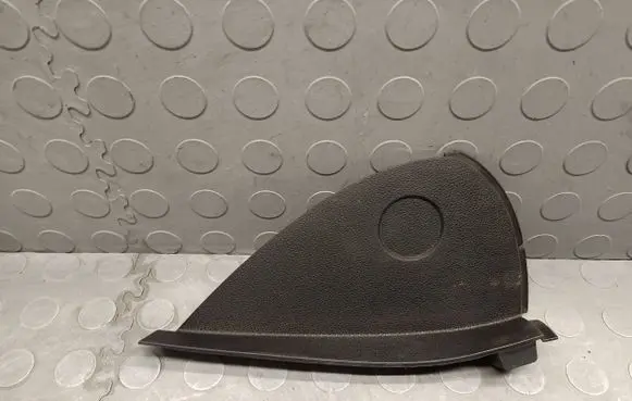BMW 1 E82 E88 Dashboard side end trim 9124922
