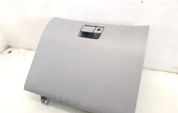 Toyota Previa (XR30, XR40) II Glove box lid/cover 