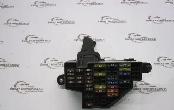 Volkswagen PASSAT CC Fuse box set 17060801651
