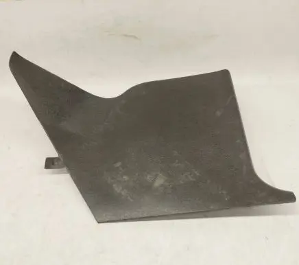 Foot area side trim