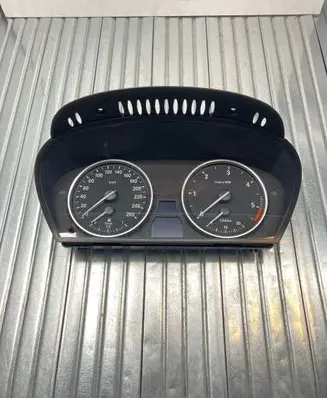 BMW 5 E60 E61 Speedometer (instrument cluster) 9194889 110080398