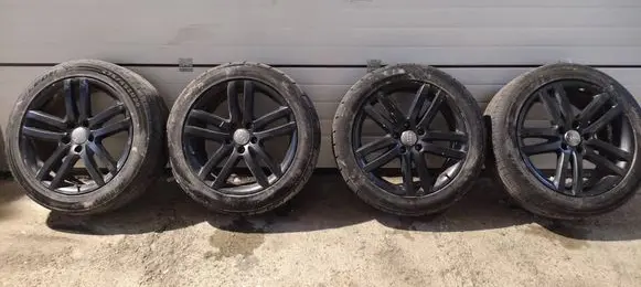 Audi Q7 4L R20 alloy rim 4L0601025M