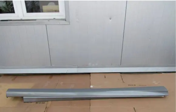 Mercedes-Benz ML AMG W166 Front sill trim cover A1666980854