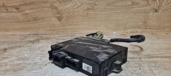 Volvo V70 Seat control module 8691707