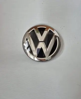 Volkswagen Golf VII Manufacturer badge logo/emblem 3G0853601A