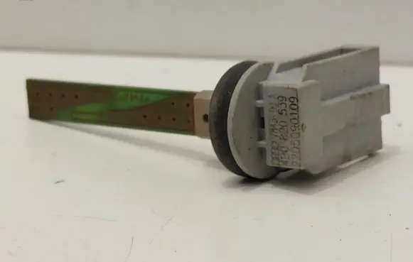 Volkswagen PASSAT B6 Interior temperature sensor 4B0820539