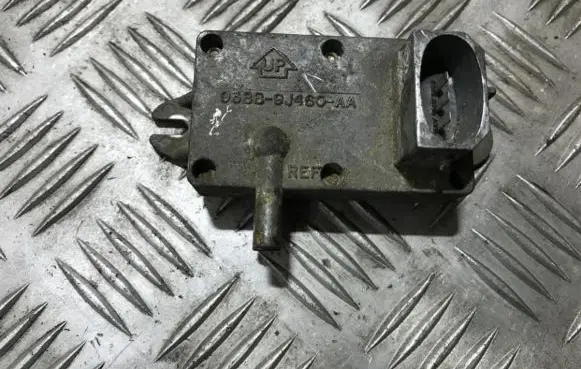 Ford Mondeo MK I Air pressure sensor 93bb9j460aa 93bb-9j460-aa