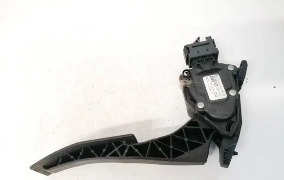 Opel Insignia A Accelerator throttle pedal 13237352 6pv009765-00