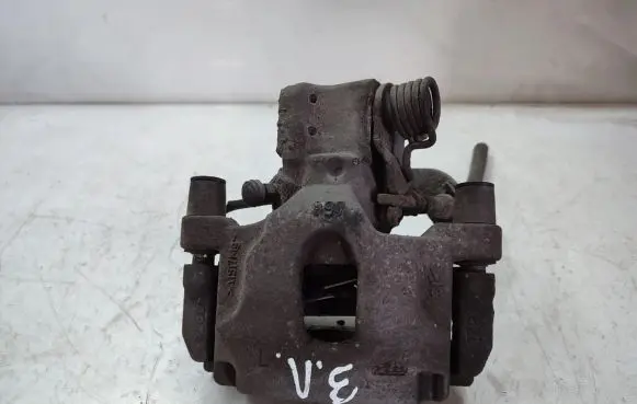 Honda Civic IX Rear brake caliper