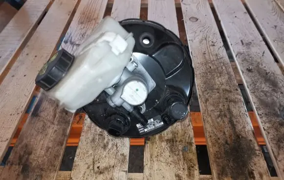 Volvo XC60 Brake booster 31274075 P31274075