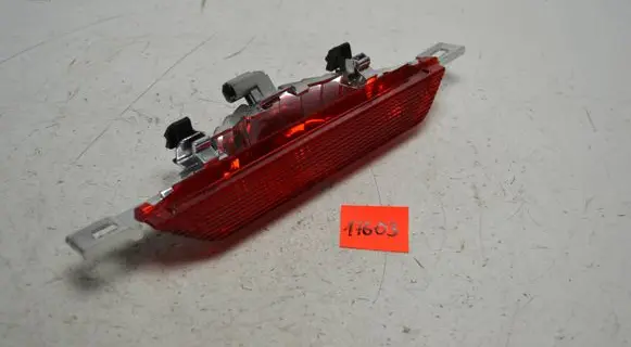Toyota Corolla E120 E130 Third/center stoplight 12V16W
