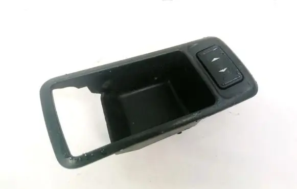 Ford Focus Electric window control switch 3M51226A36ADW 3M51-226A36-ADW