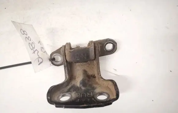 Subaru Forester SF Rear door lower hinge