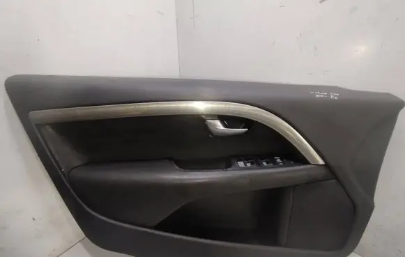 Volvo V70 Front door card panel trim 39883486 111104